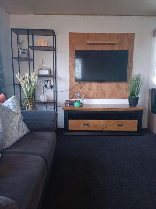 Stunning Holiday Home @ Uks Award Winning Beach Мейбълторп Екстериор снимка