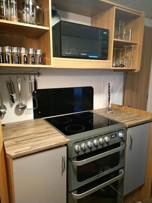 Stunning Holiday Home @ Uks Award Winning Beach Мейбълторп Екстериор снимка